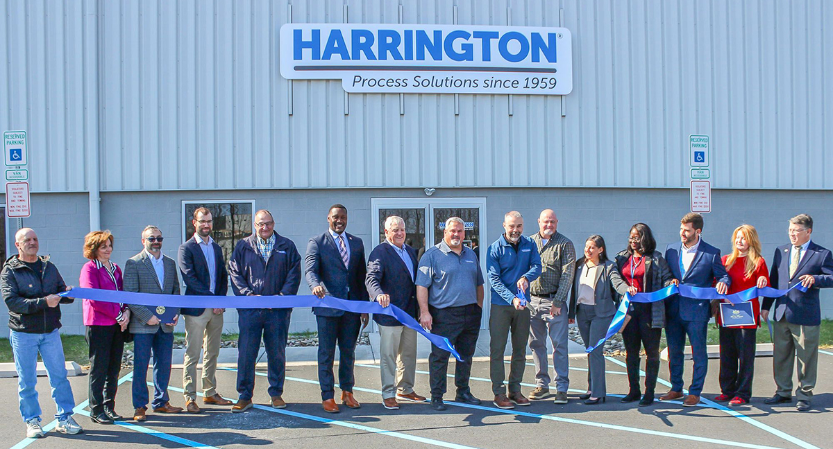 Pittston Ribbon cutting